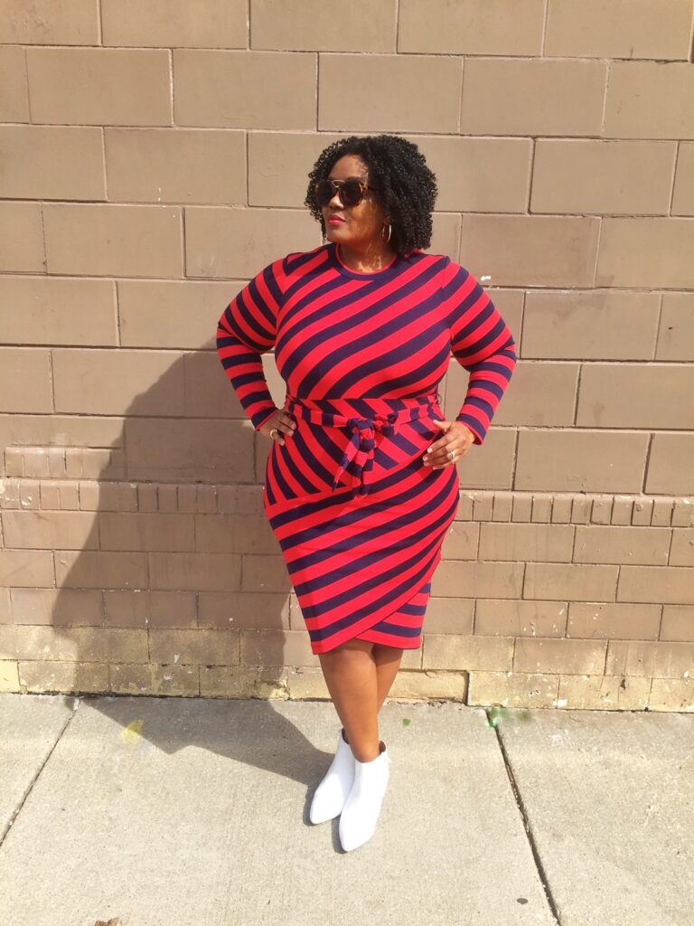 Chicago-Plus-Size-Blog-Red-Striped-Plus-Size-Dress