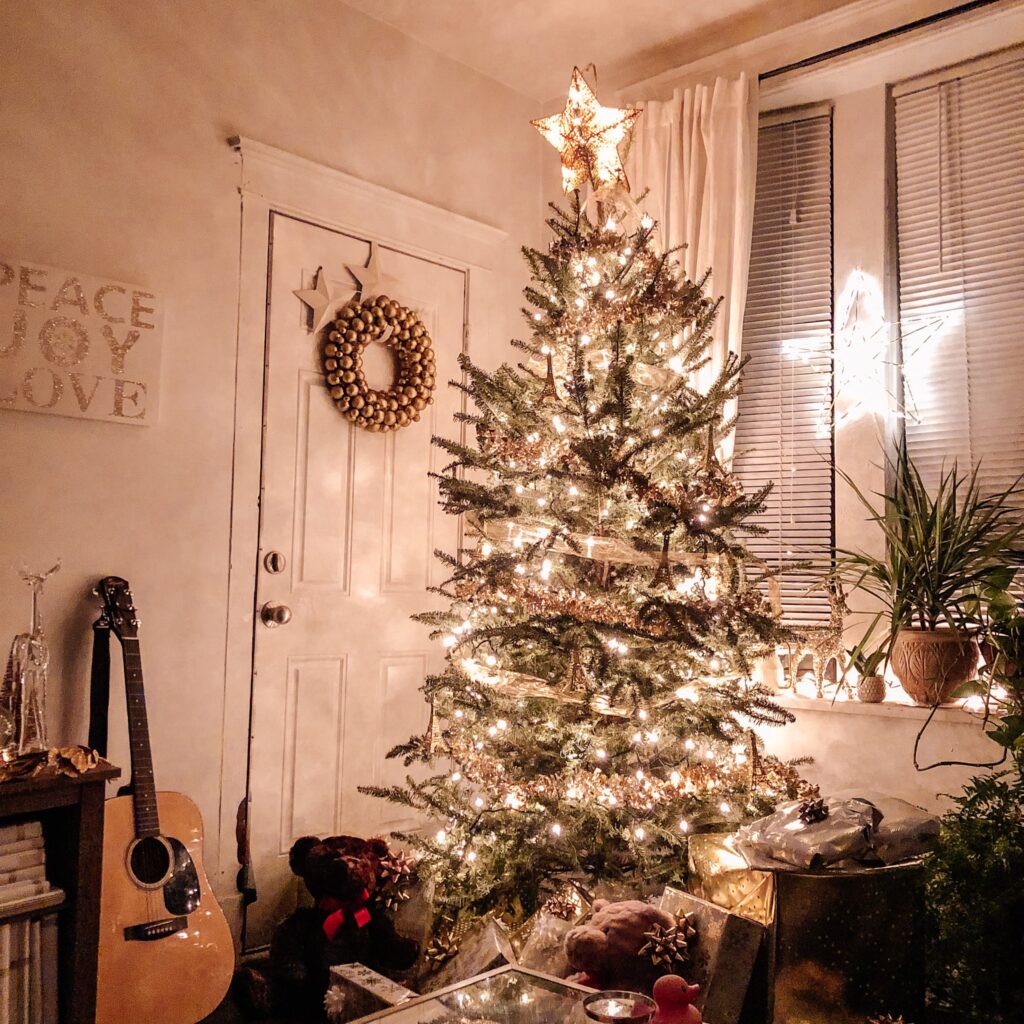 christmas living room